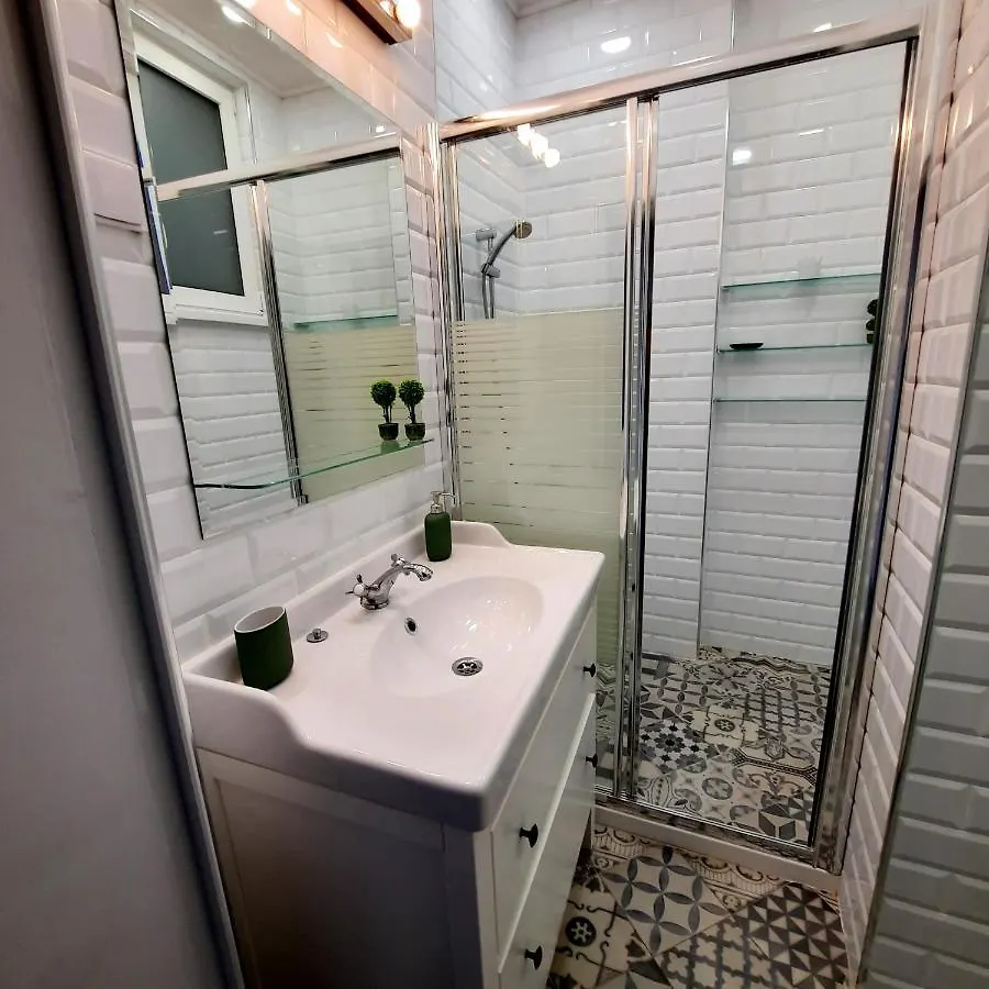 Cozy & Stylish Apartment In The Heart Of Sofia
