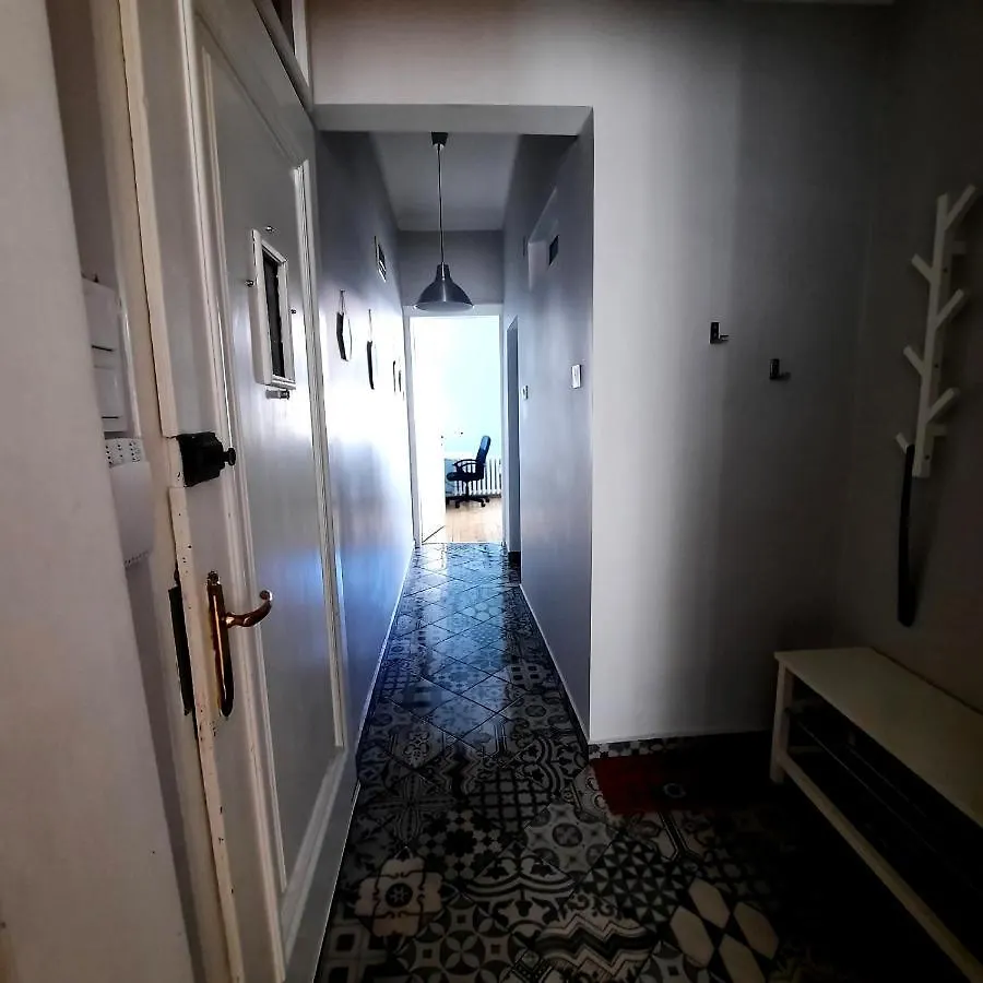 Cozy & Stylish Apartment In The Heart Of Sofia